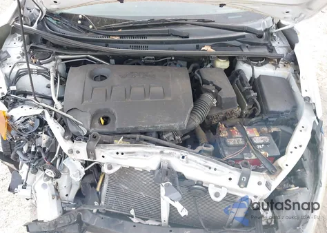 2015 Toyota Corolla Le z USA, uszkodzony, nr VIN 2T1BURHE5FC465812